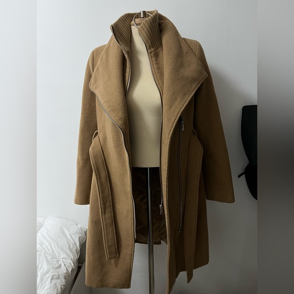 Calvin Klein Camel Trench Coat - Picture 3 of 6